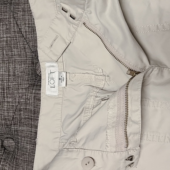 Ann Taylor LOFT Cargo Skirt. Size 0 - Picture 3 of 7